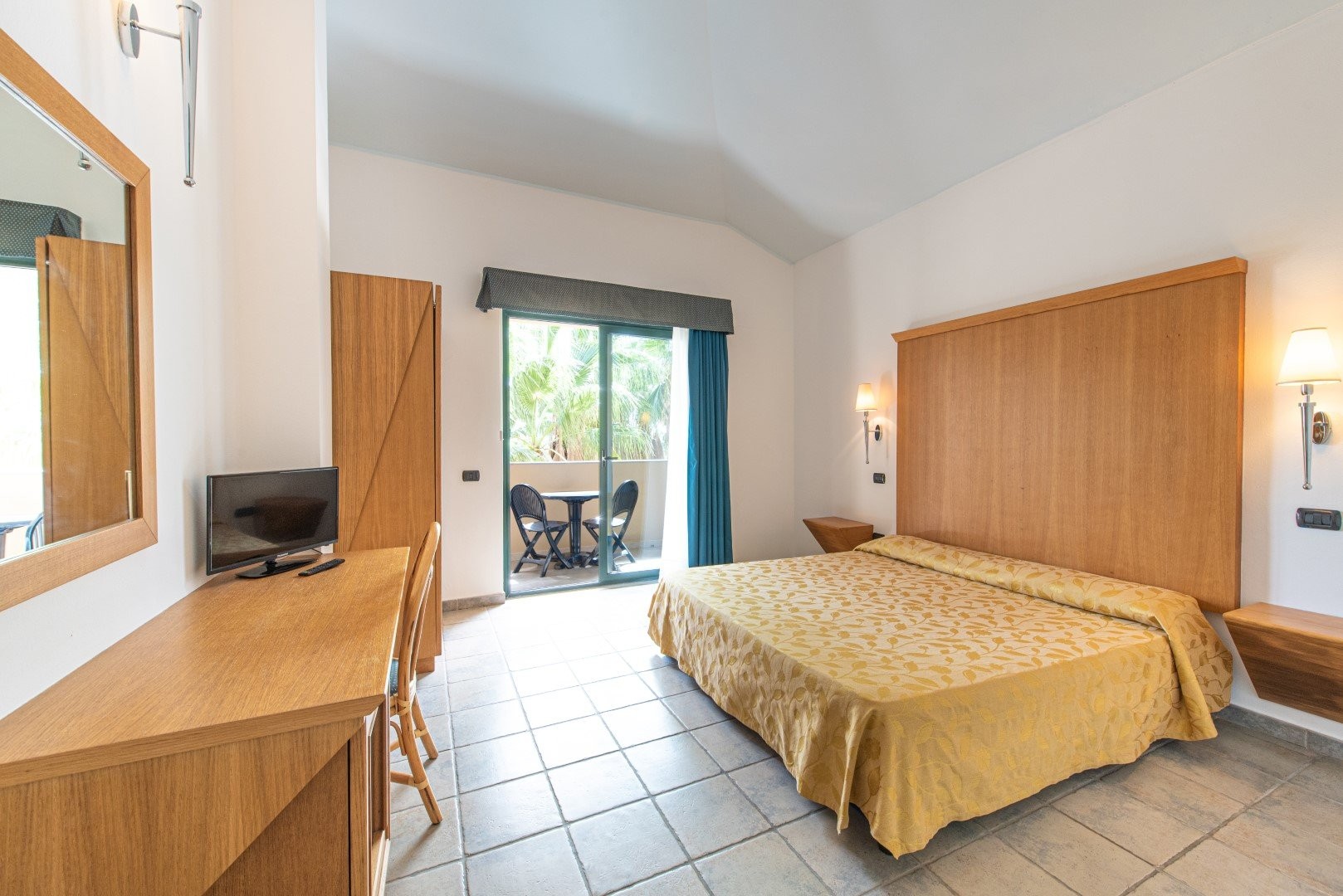 TH Le Castella - Baia degli Dei